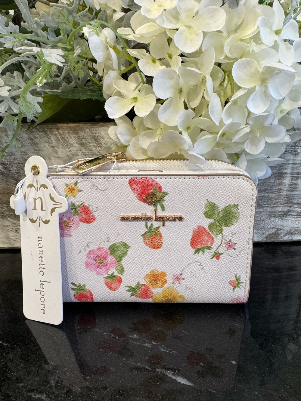 🍃🍓Nanette Lepore Mizi Small Wallet in Sweet Strawberries NWT
